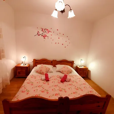 Luci Apartment Hvar Town