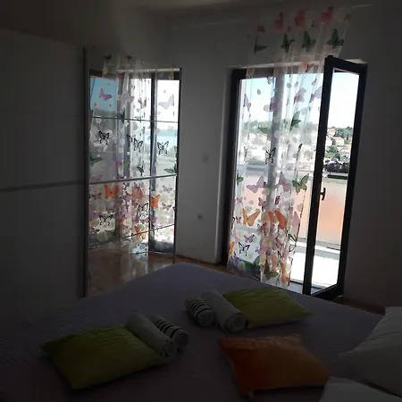 Luci Apartment Hvar Town