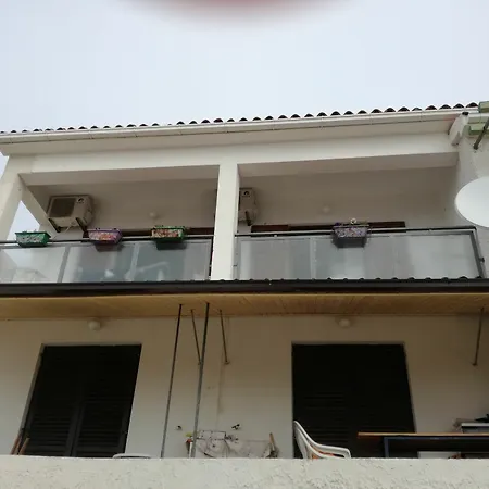 Luci Apartman *