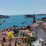 Luci Apartment Hvar Town