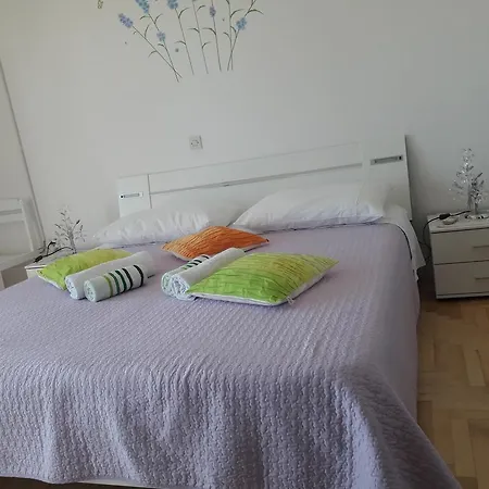 Luci Apartman Hvar Town